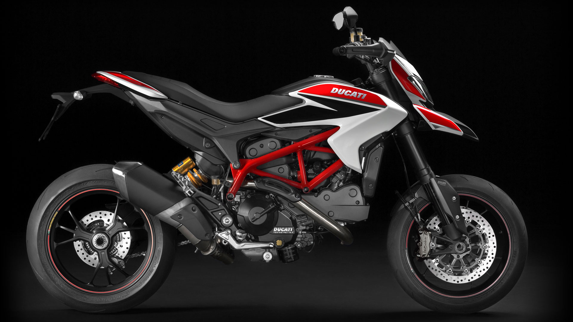 Hypermotard 821